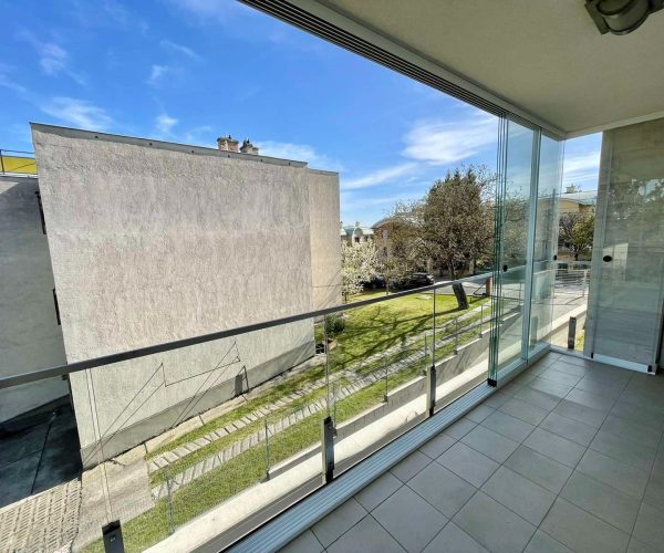 30d659c0-52b0-4631-b1d2-1dc33797f7e2